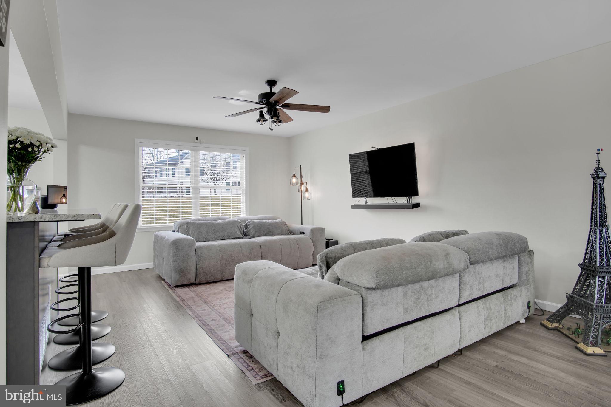 BRYNFIELD - Residential