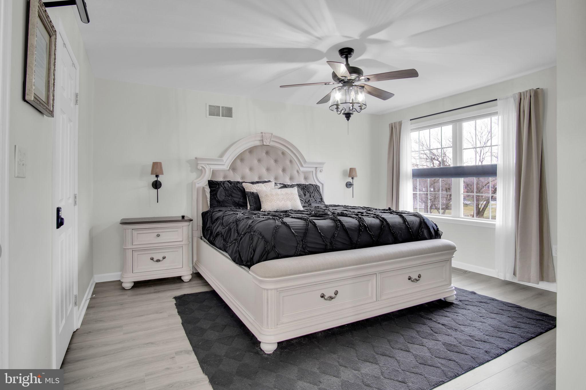 BRYNFIELD - Residential