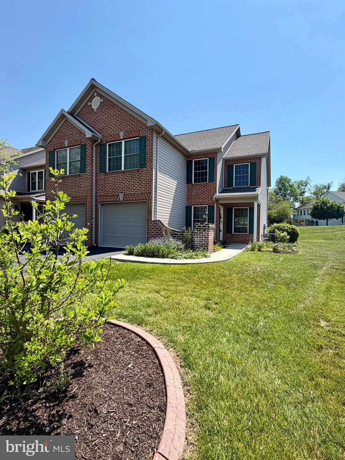 BRYNFIELD - Residential