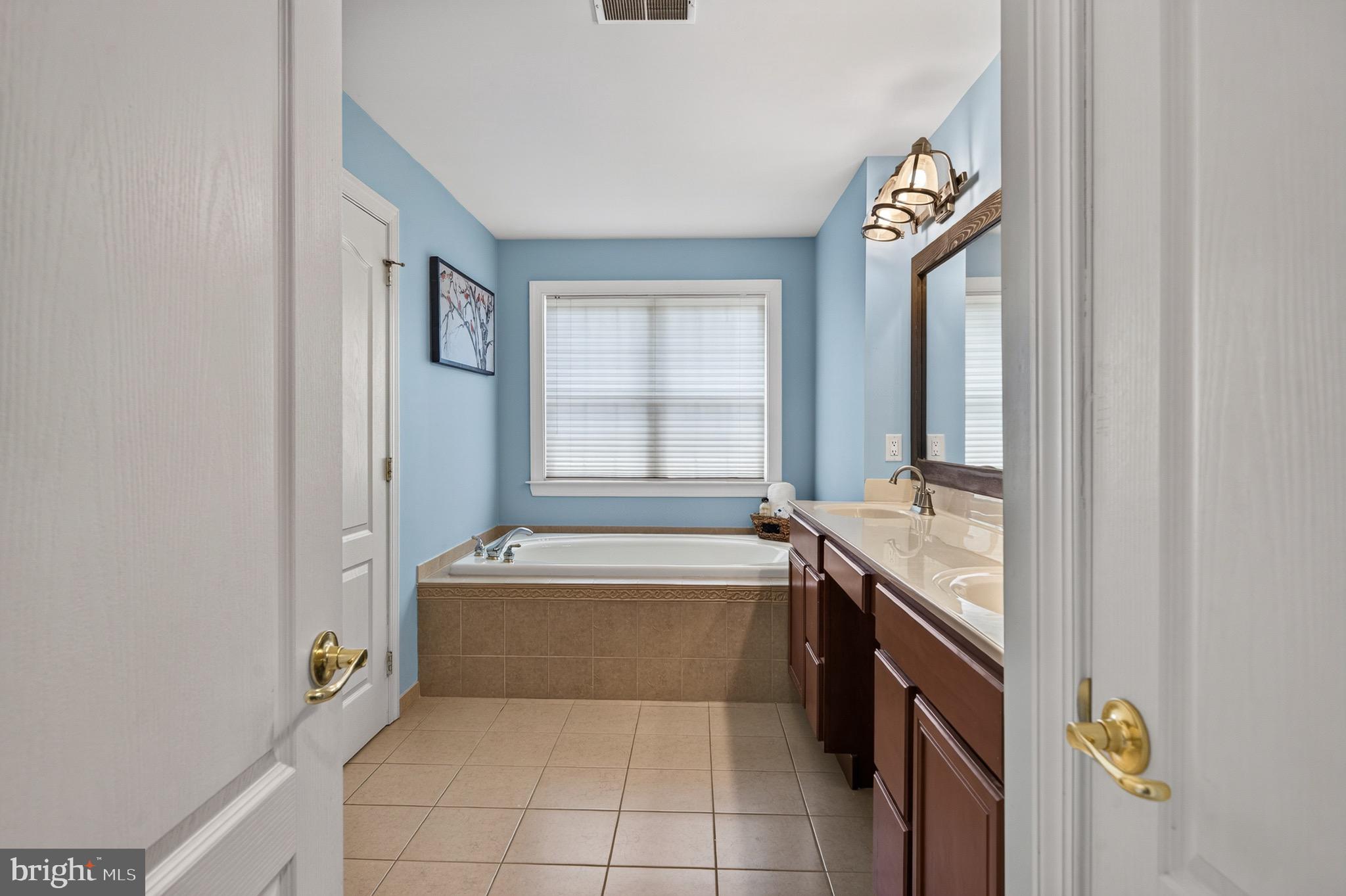 CHESTNUT RIDGE - Residential