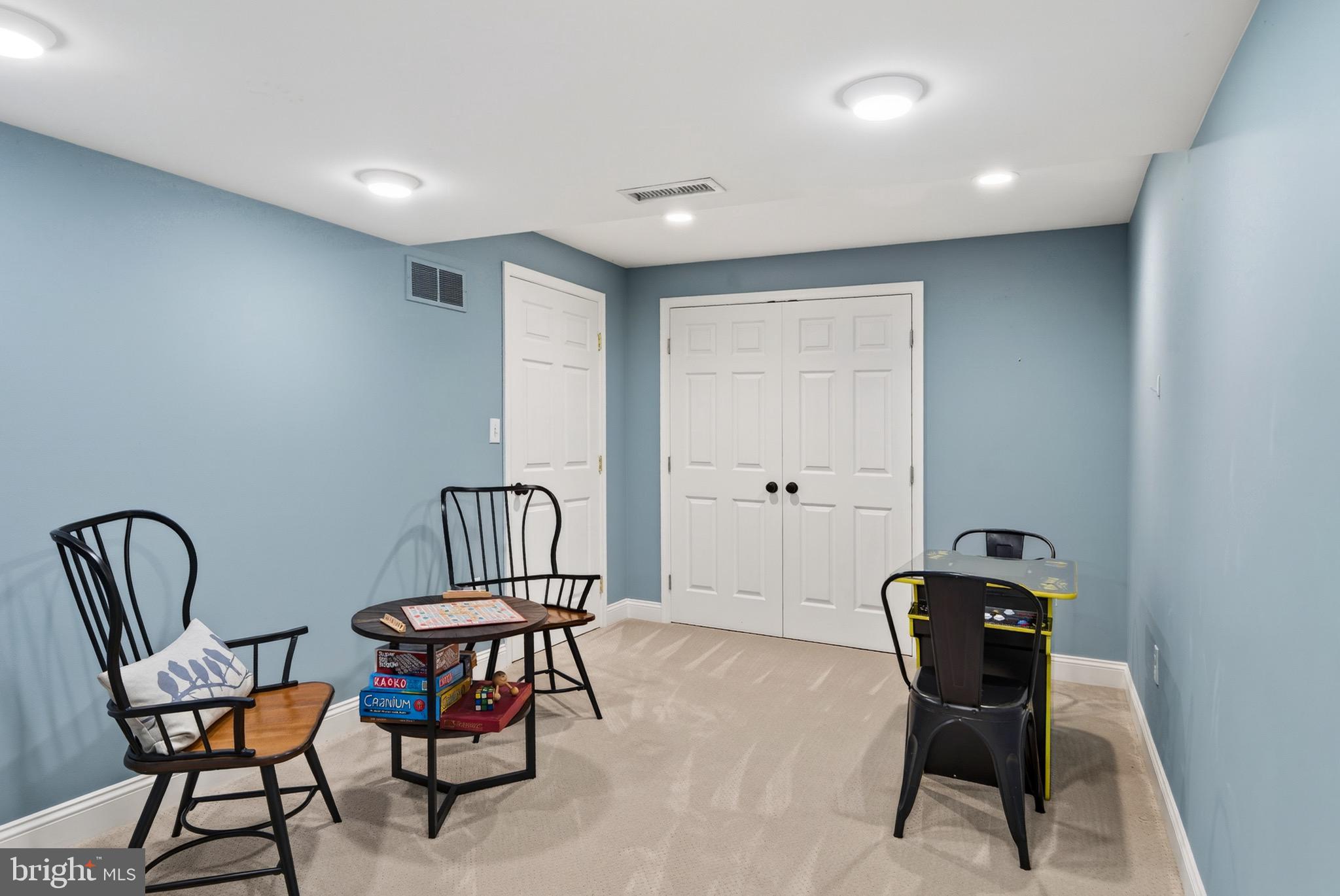 CHESTNUT RIDGE - Residential