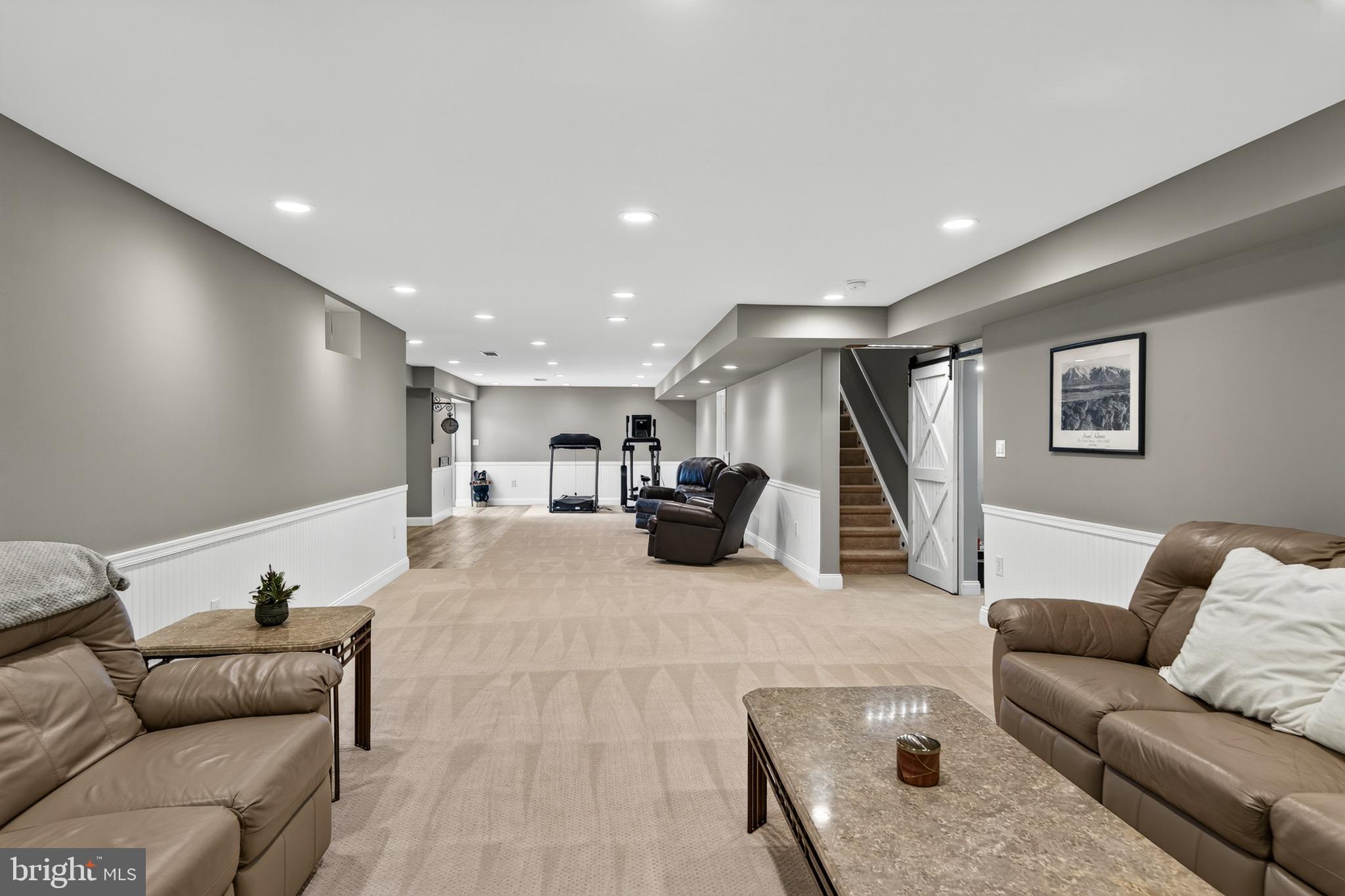 CHESTNUT RIDGE - Residential