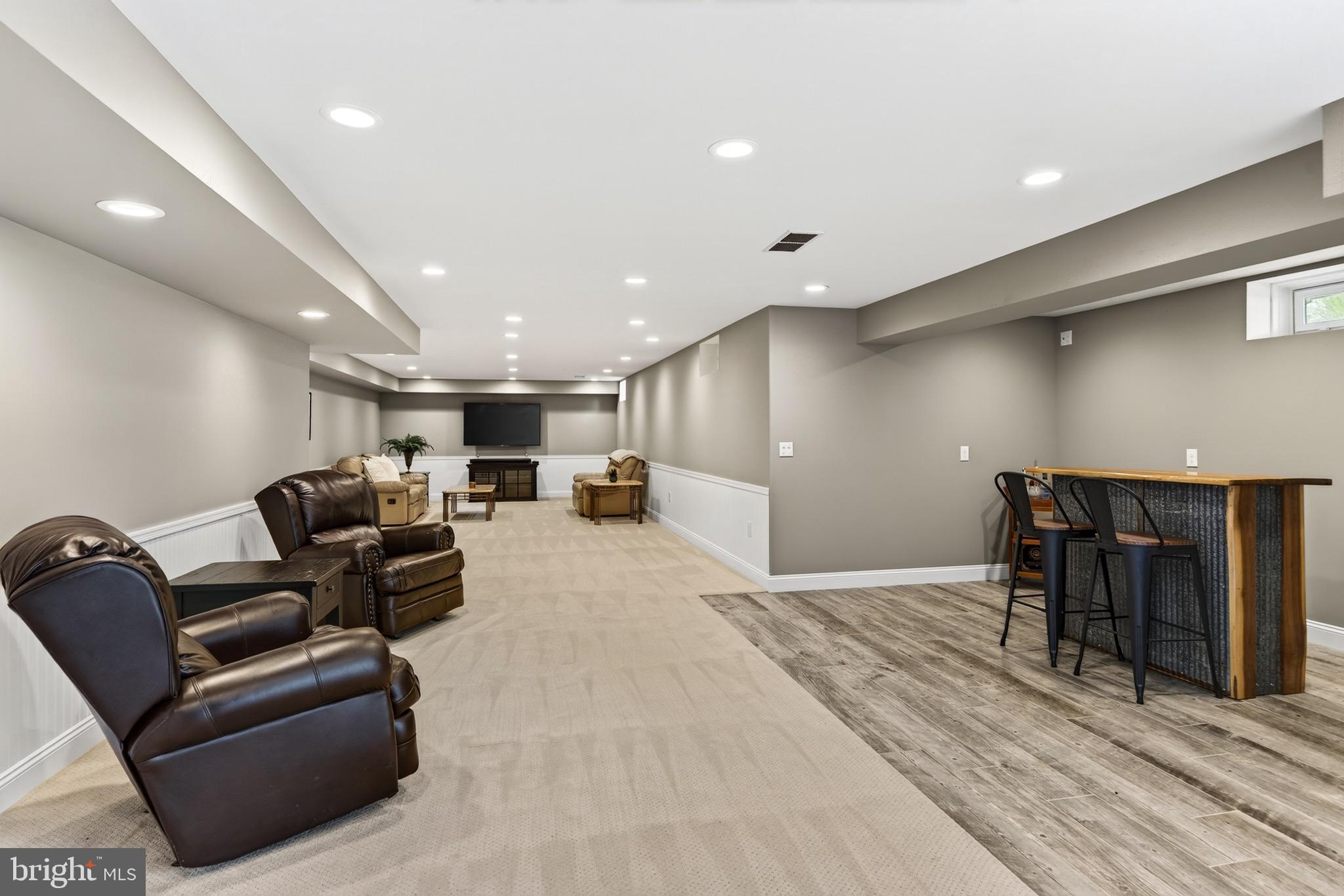 CHESTNUT RIDGE - Residential