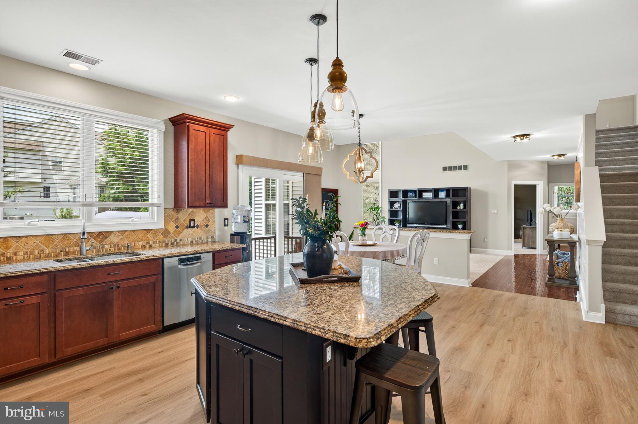CHESTNUT RIDGE - Residential