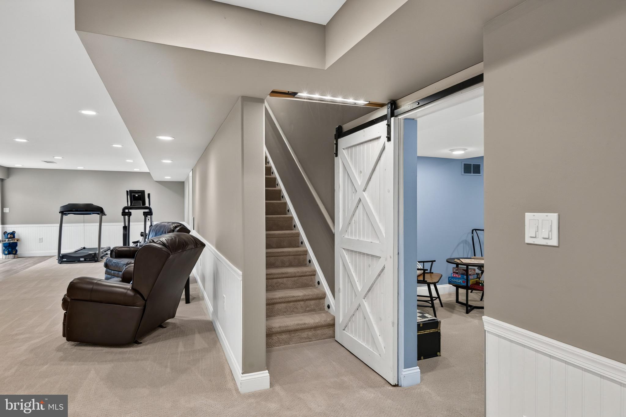 CHESTNUT RIDGE - Residential