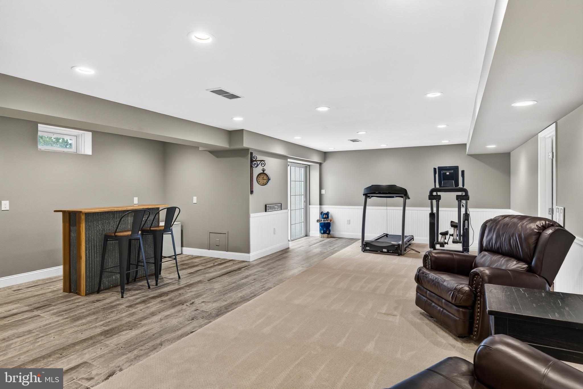 CHESTNUT RIDGE - Residential