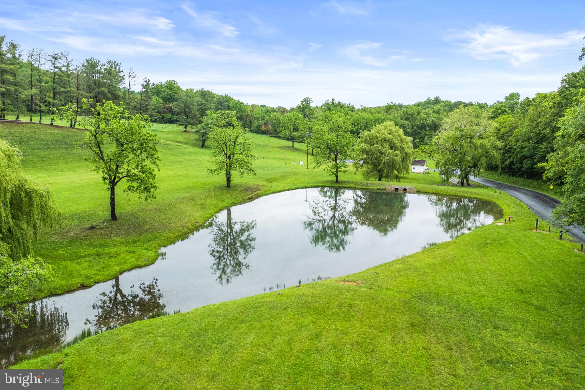 SHAWNEELAND - Residential