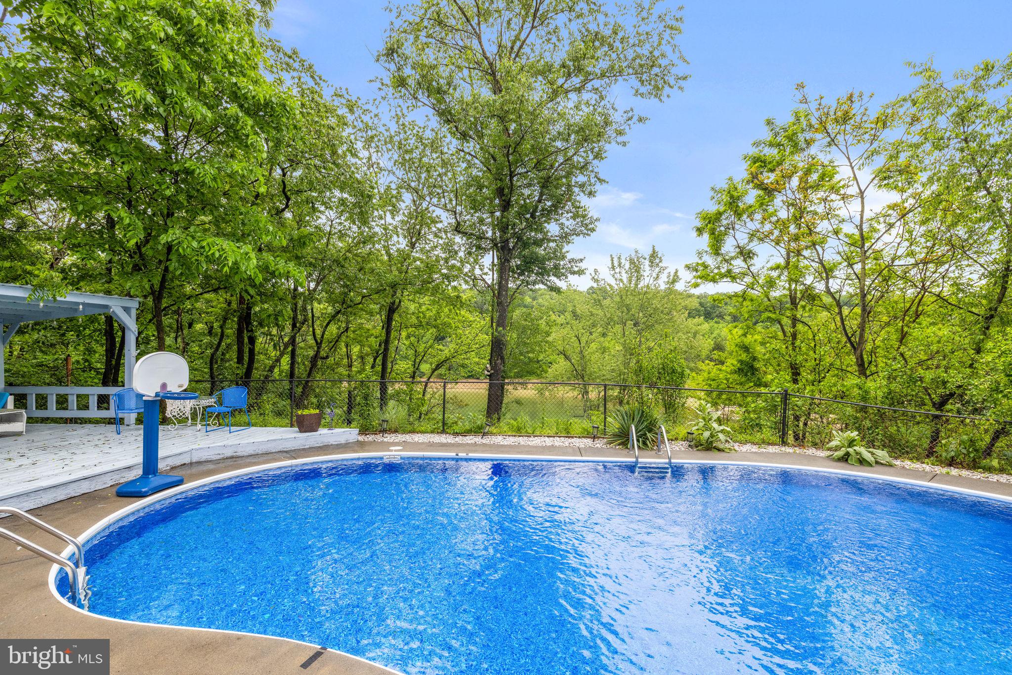 SHAWNEELAND - Residential