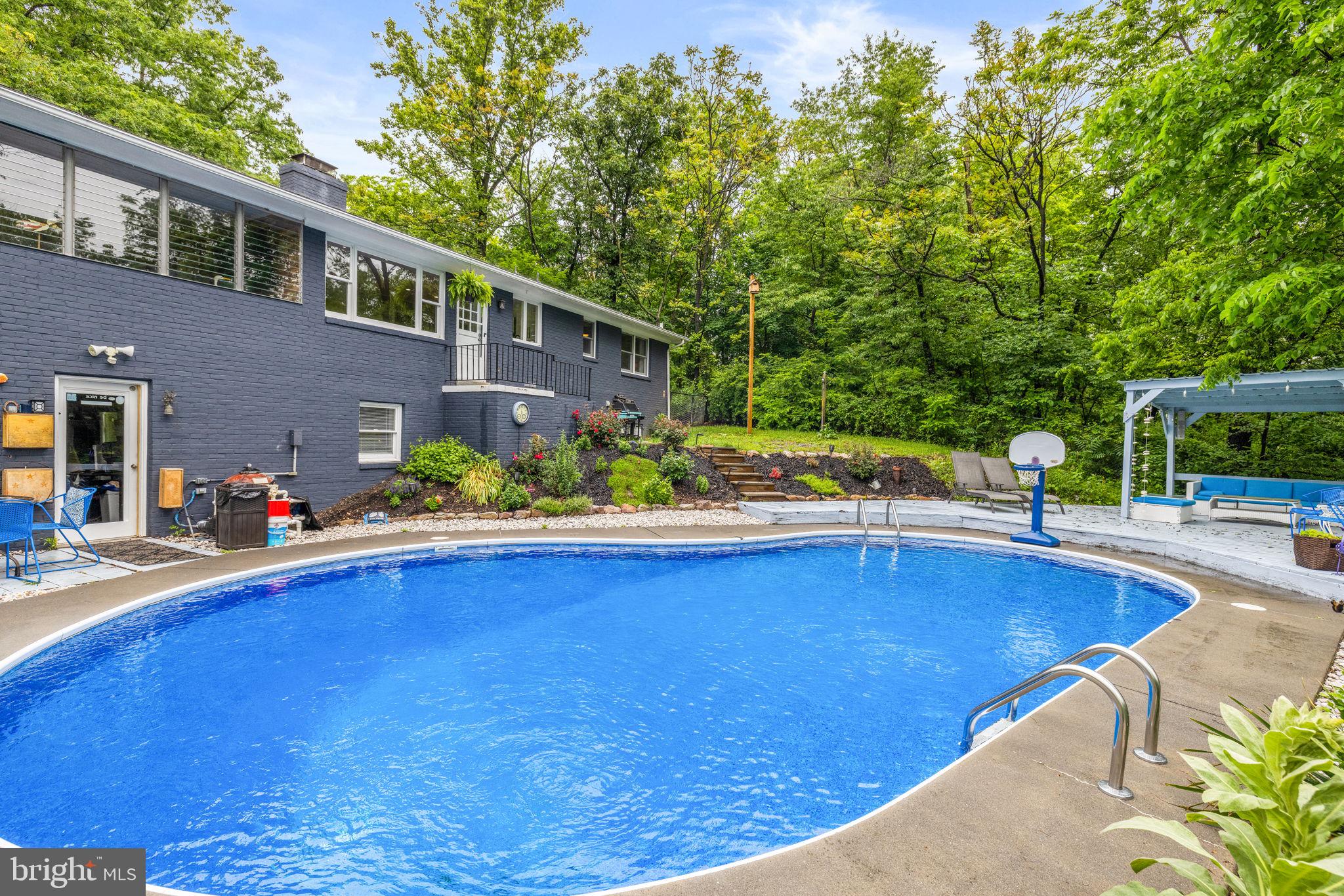 SHAWNEELAND - Residential