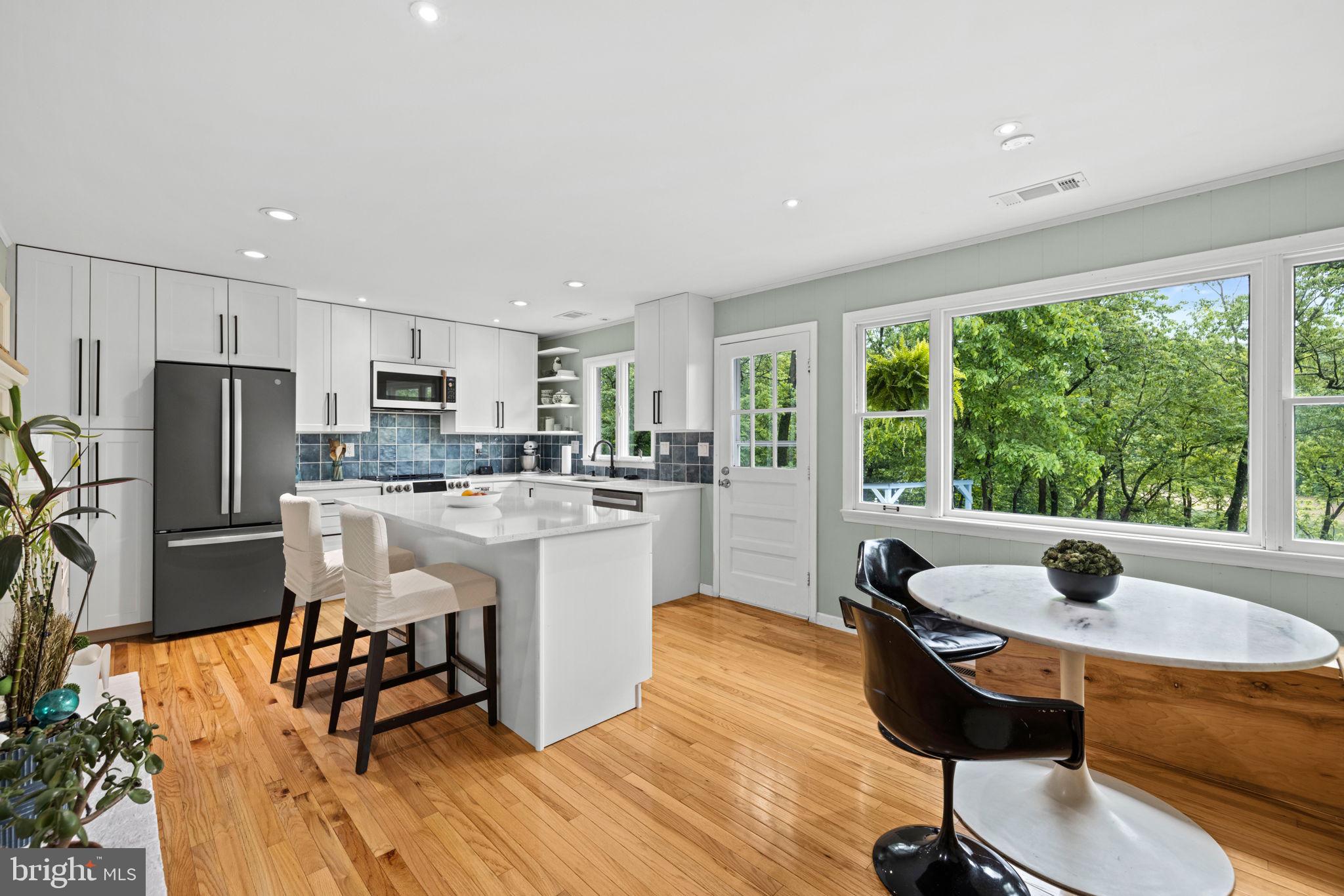SHAWNEELAND - Residential