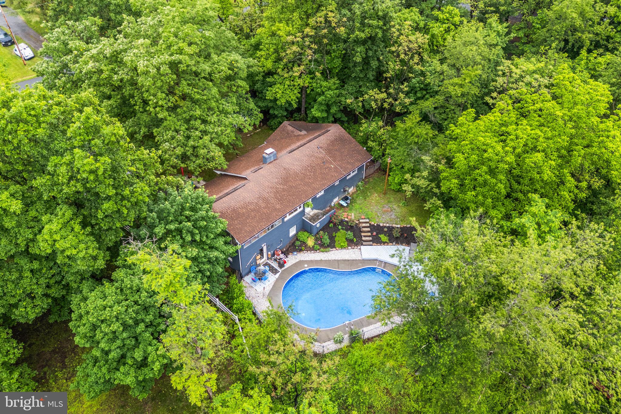 SHAWNEELAND - Residential
