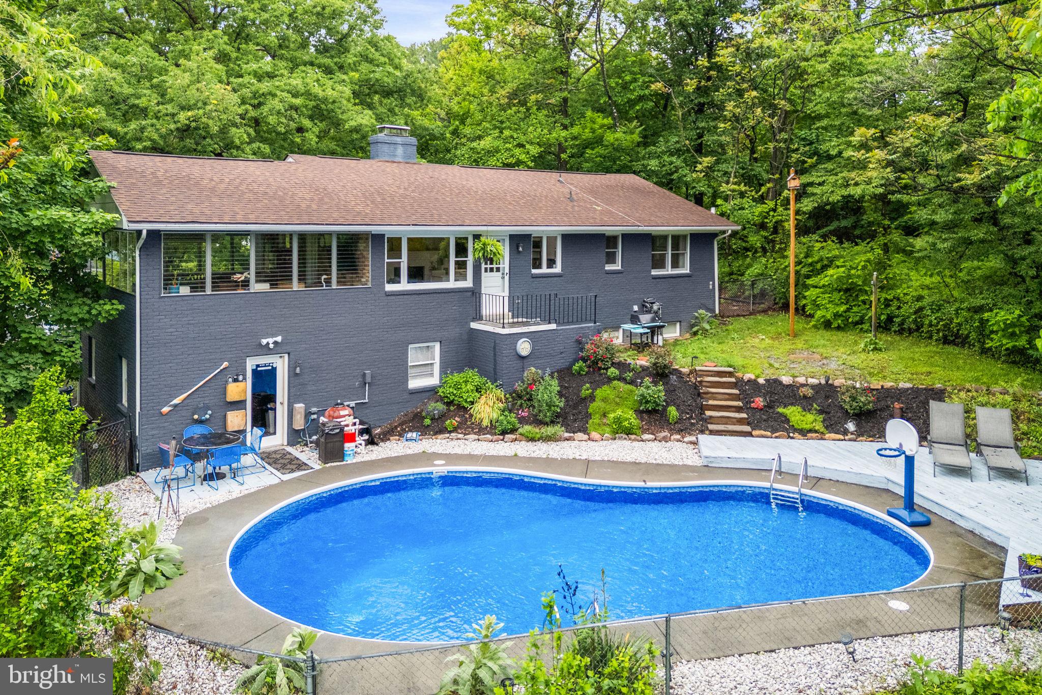 SHAWNEELAND - Residential