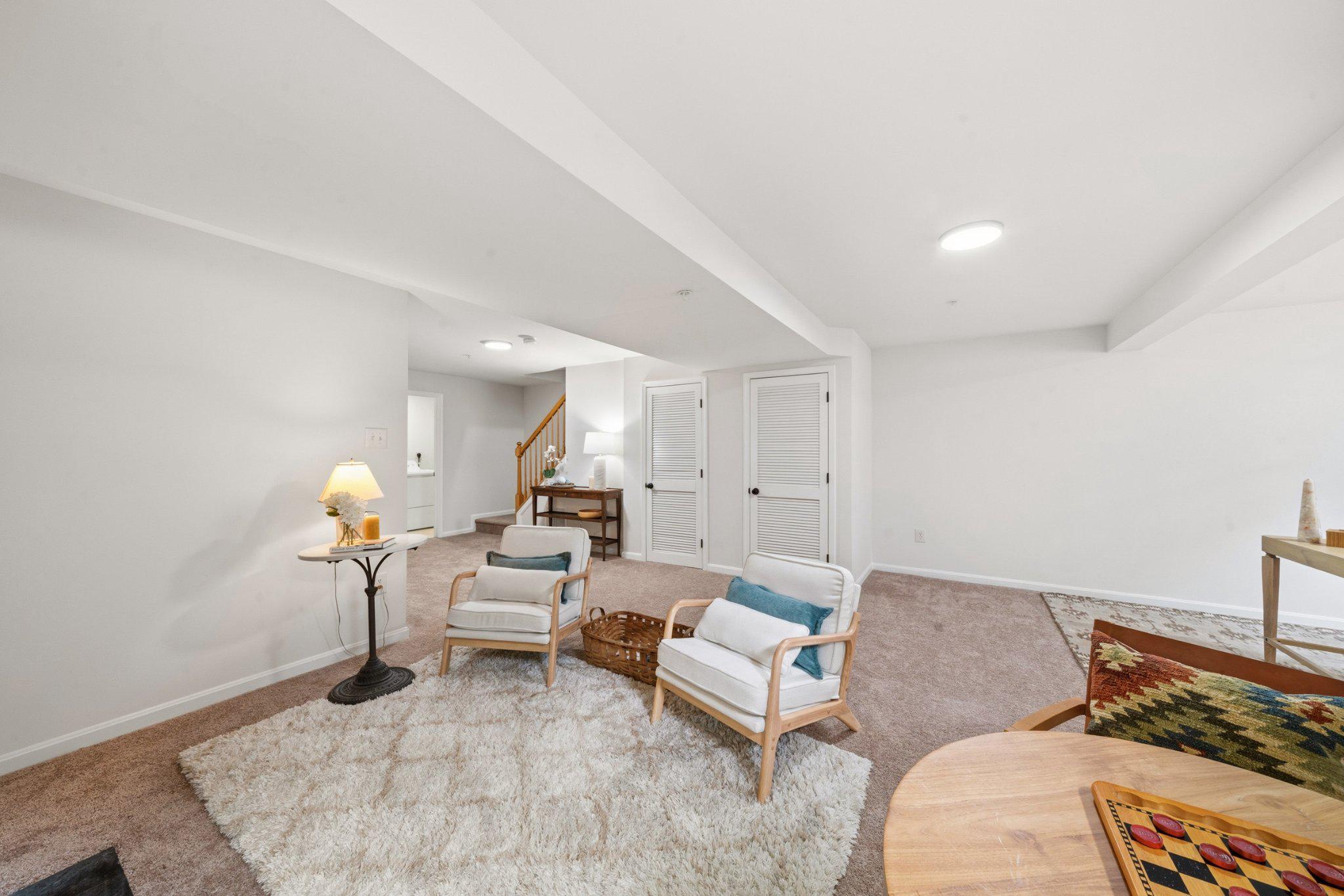 WILLOW BROOK - Residential