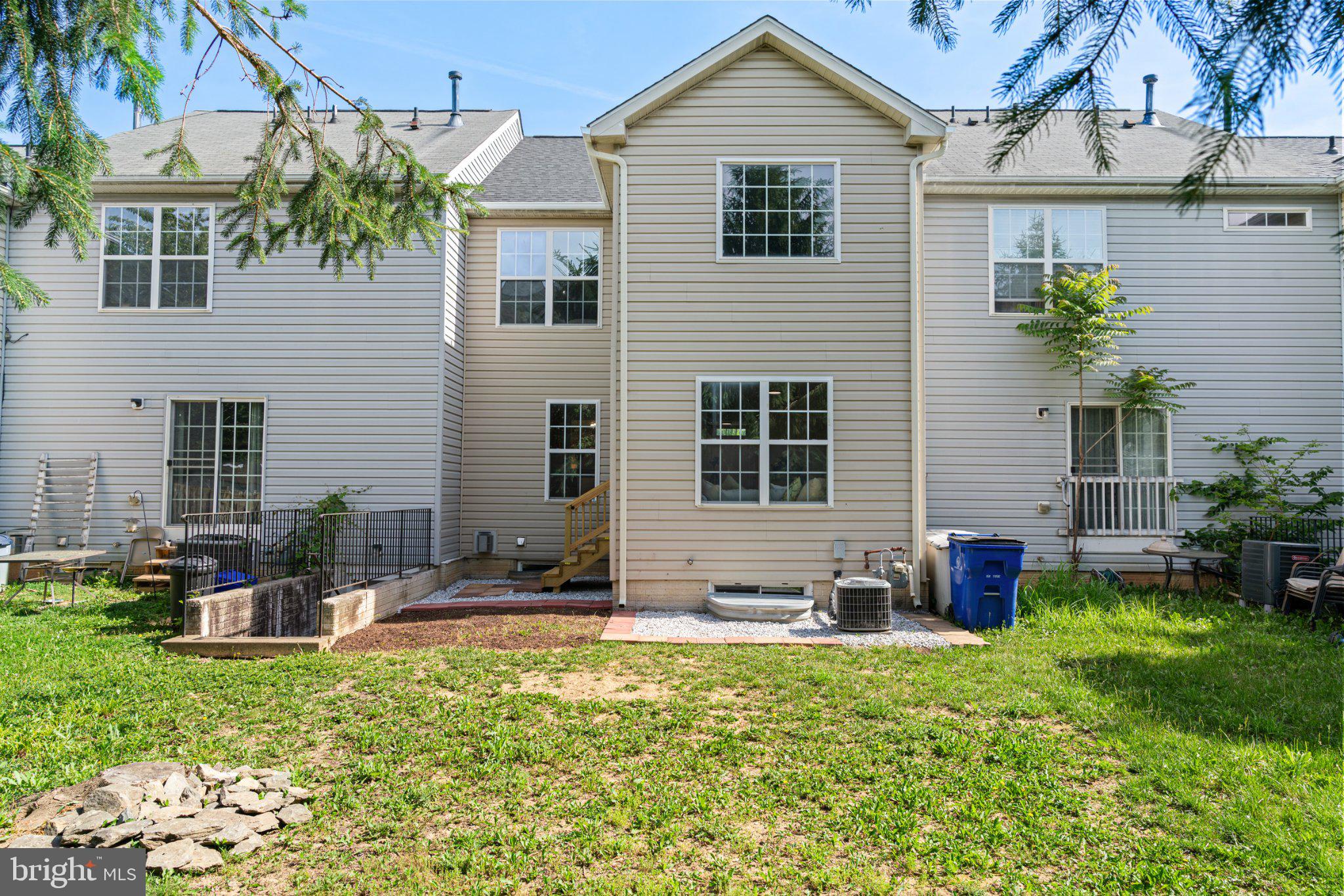 WILLOW BROOK - Residential