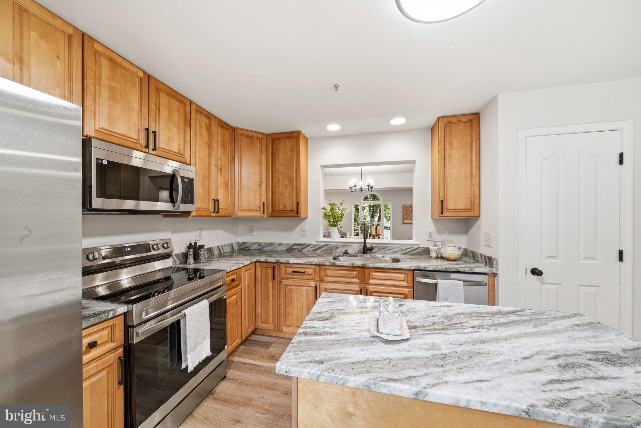 WILLOW BROOK - Residential
