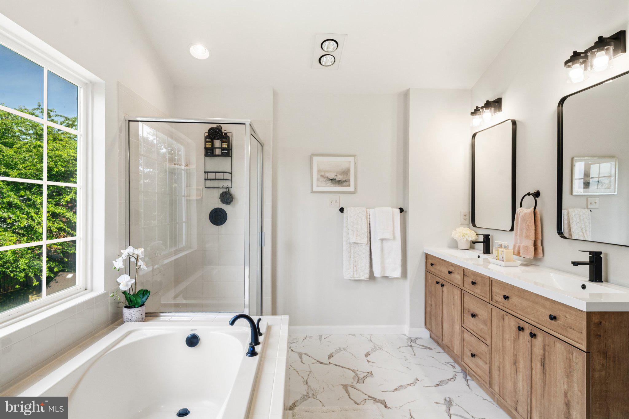 WILLOW BROOK - Residential
