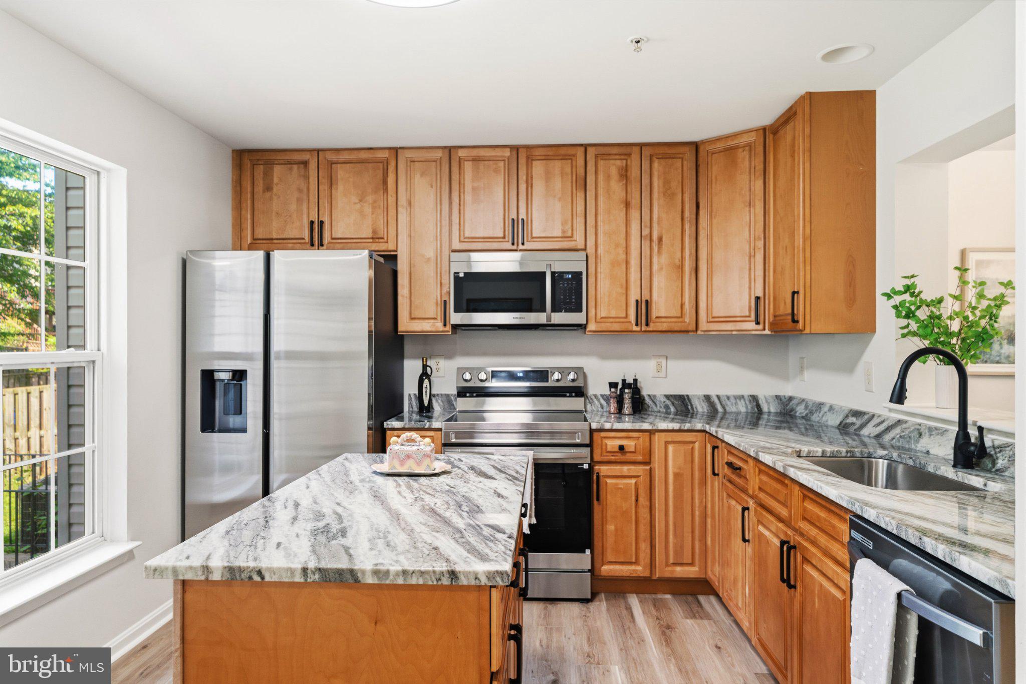 WILLOW BROOK - Residential