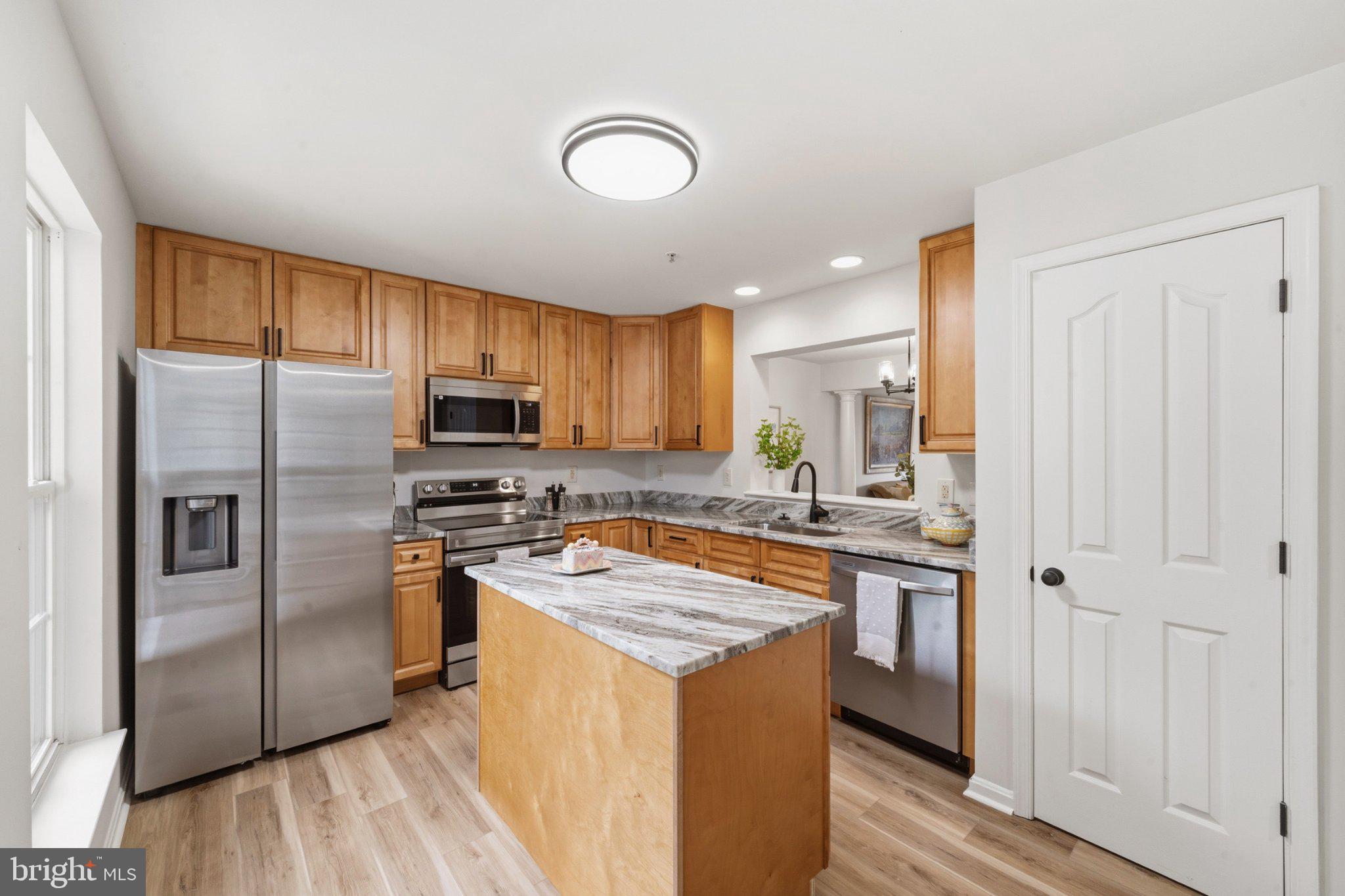 WILLOW BROOK - Residential