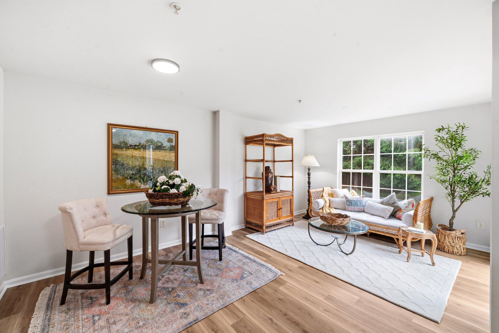 WILLOW BROOK - Residential