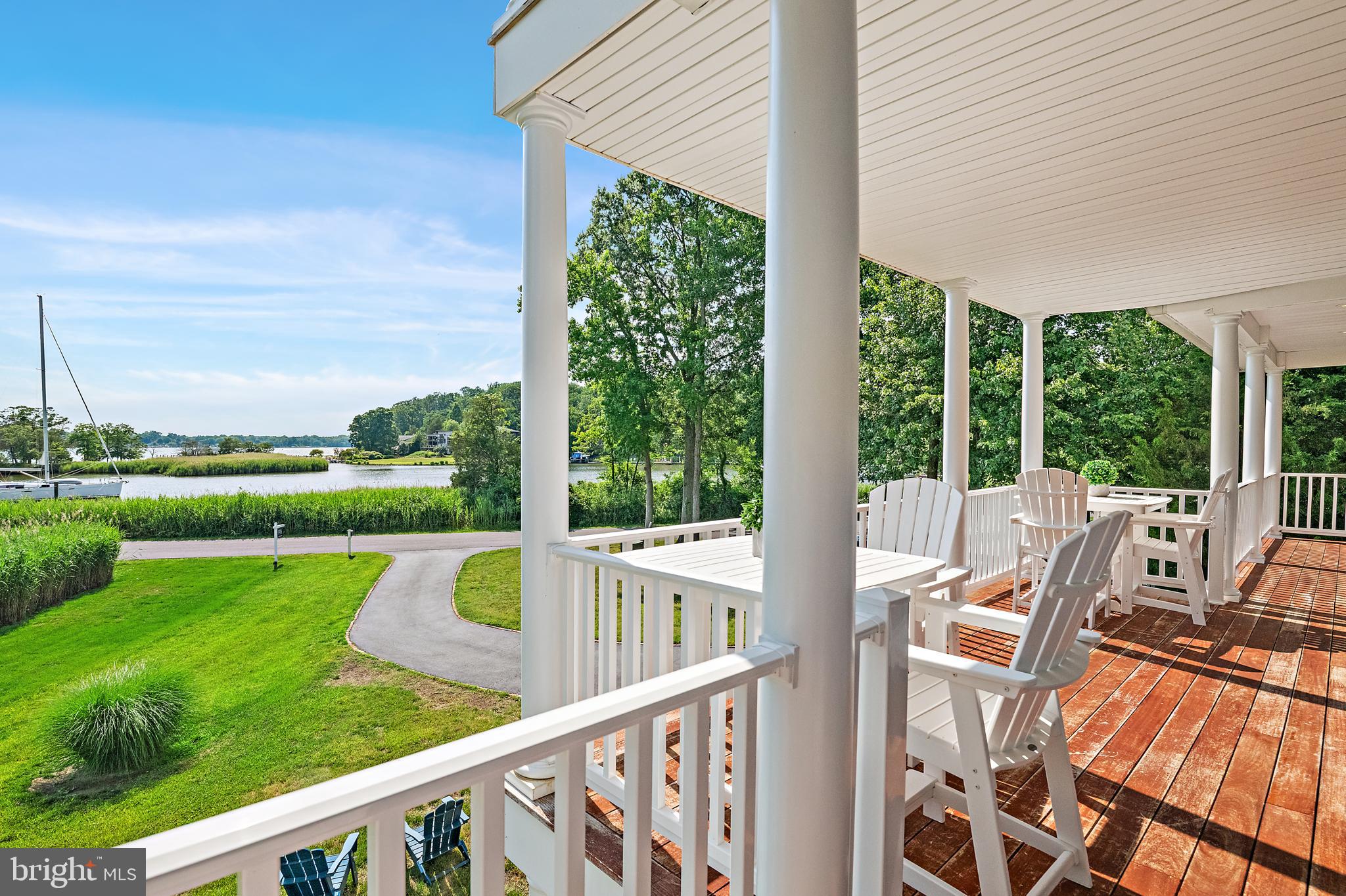 HILLSMERE SHORES - Residential