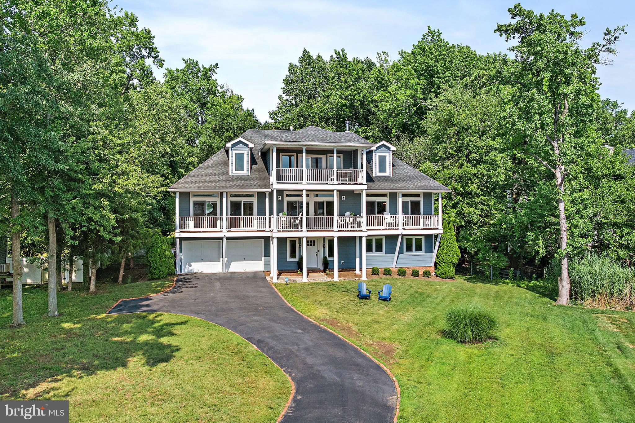 HILLSMERE SHORES - Residential
