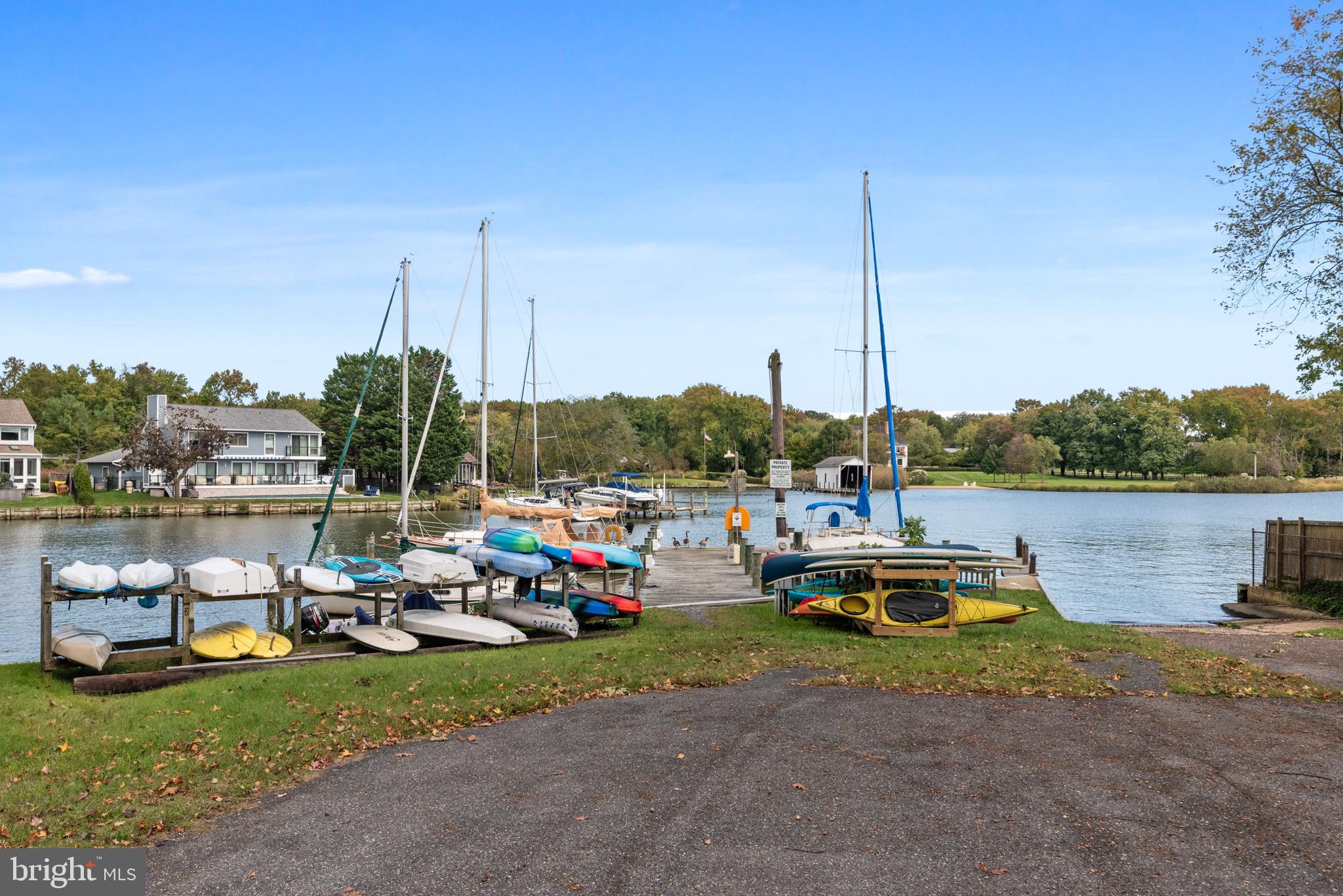 HILLSMERE SHORES - Residential