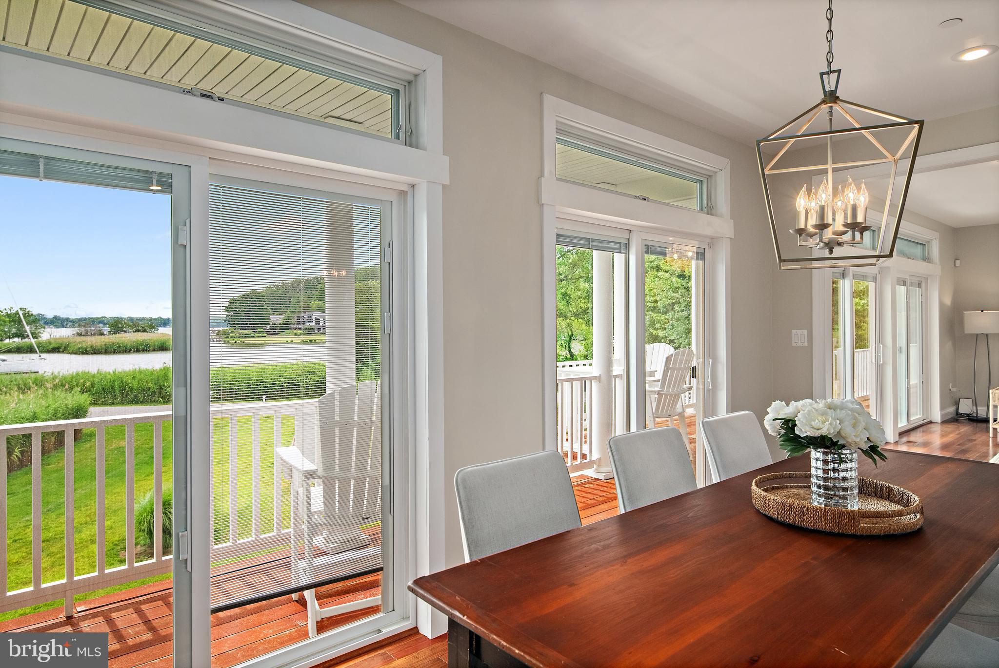 HILLSMERE SHORES - Residential