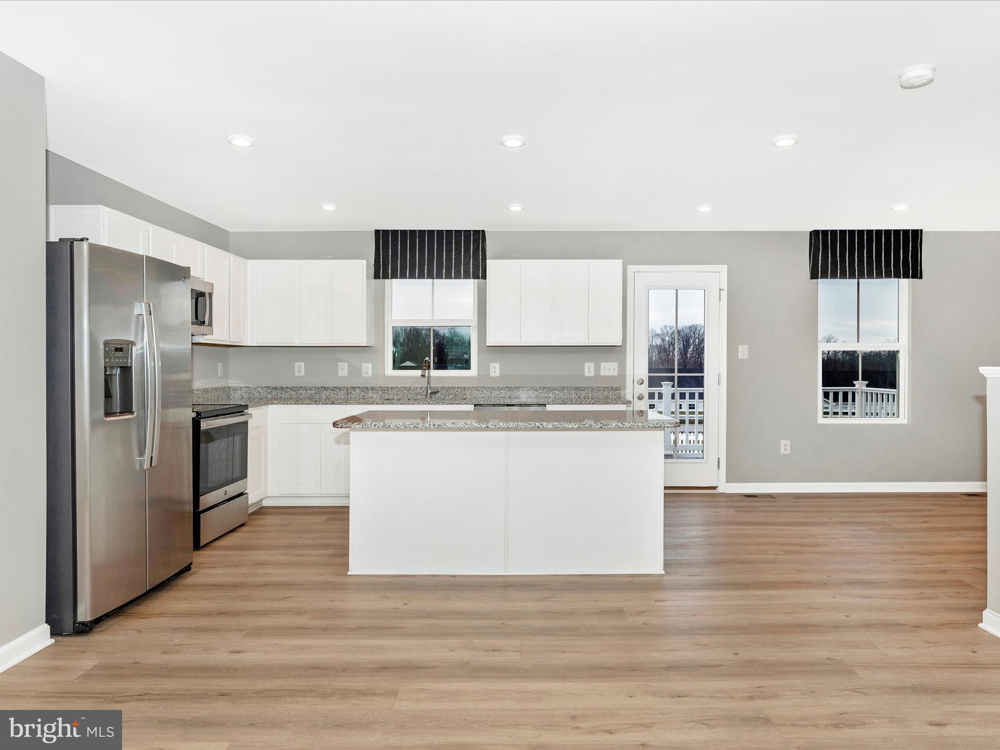 CARDINAL POINTE - Residential
