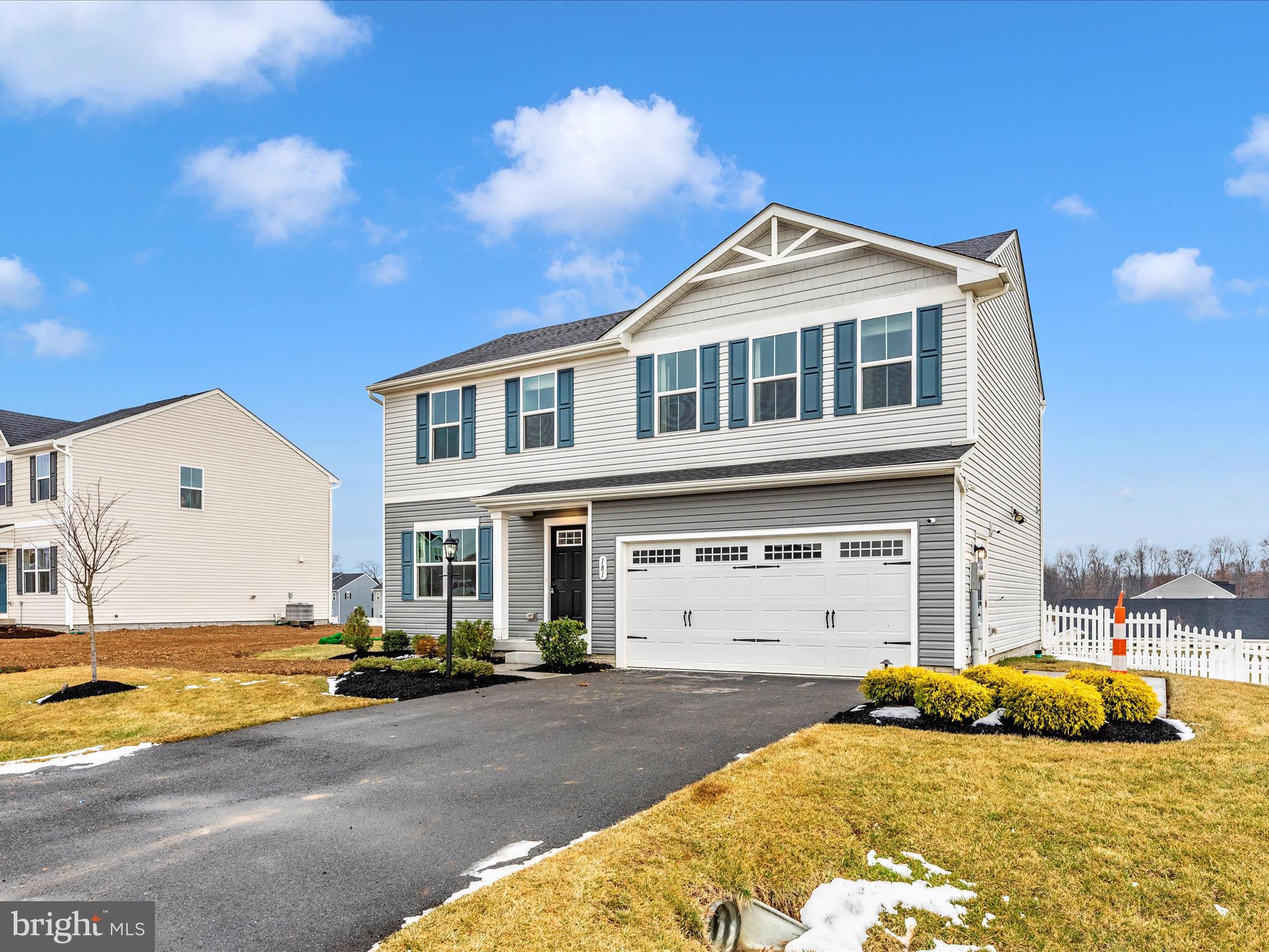 CARDINAL POINTE - Residential