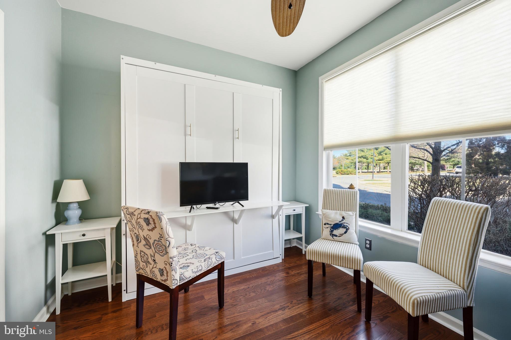 ELLENDALE - Residential