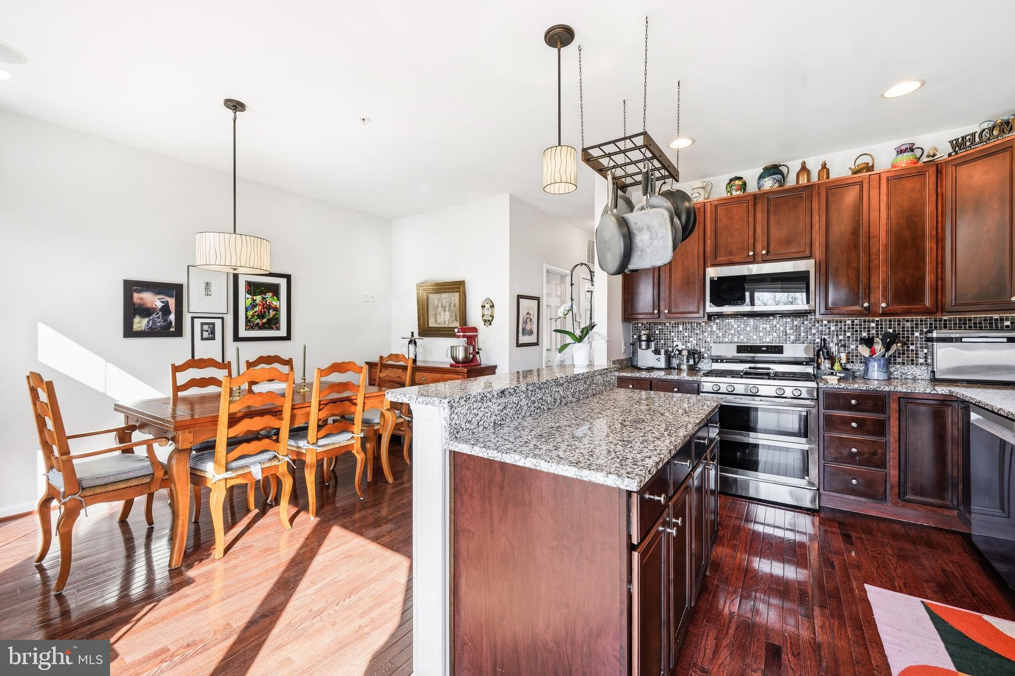 ELLENDALE - Residential