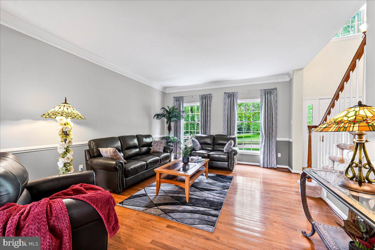 WILLOWDALE CROSSIN - Residential