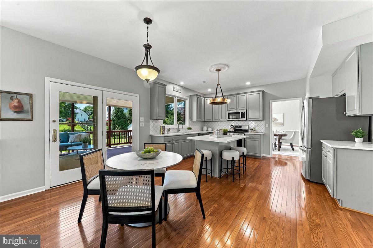 WILLOWDALE CROSSIN - Residential