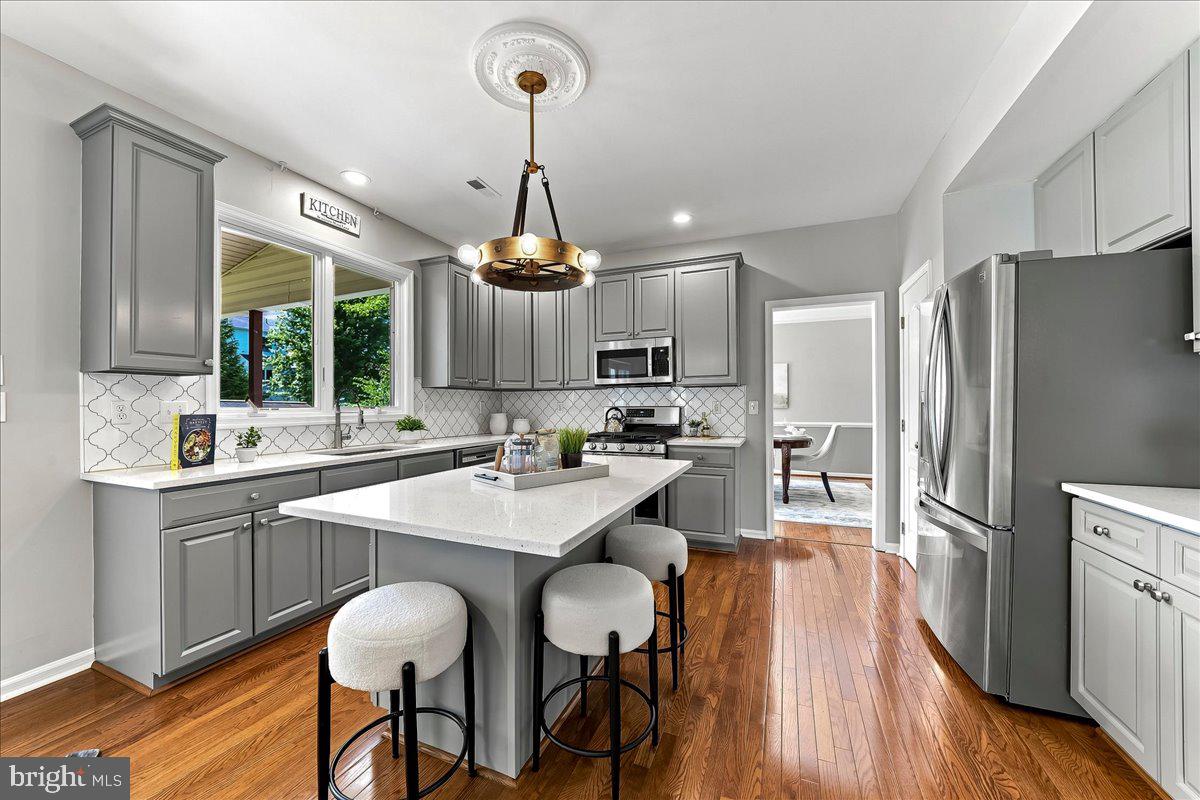 WILLOWDALE CROSSIN - Residential
