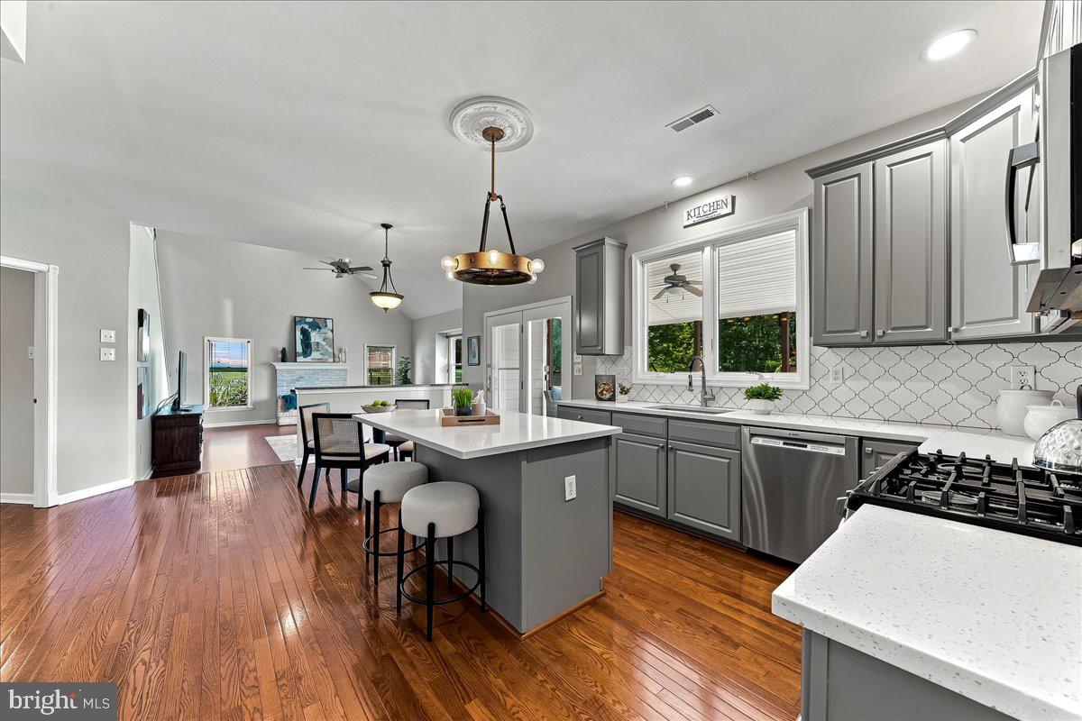 WILLOWDALE CROSSIN - Residential