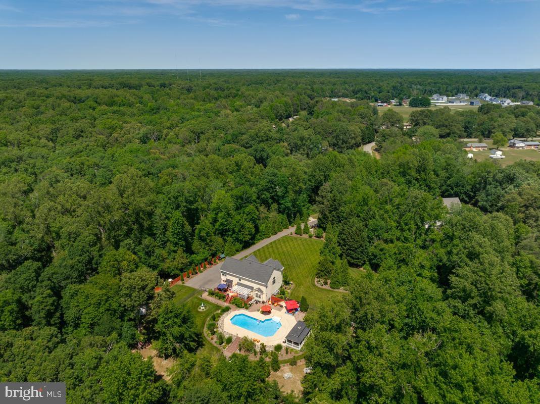 WOODY HOLLOW - Residential