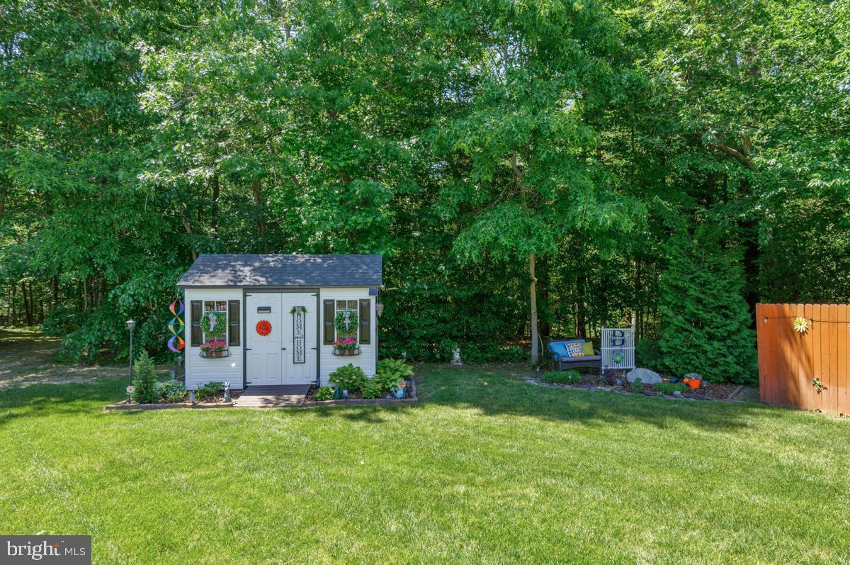 WOODY HOLLOW - Residential