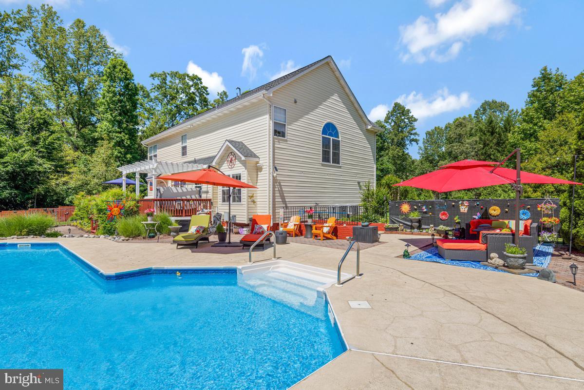 WOODY HOLLOW - Residential
