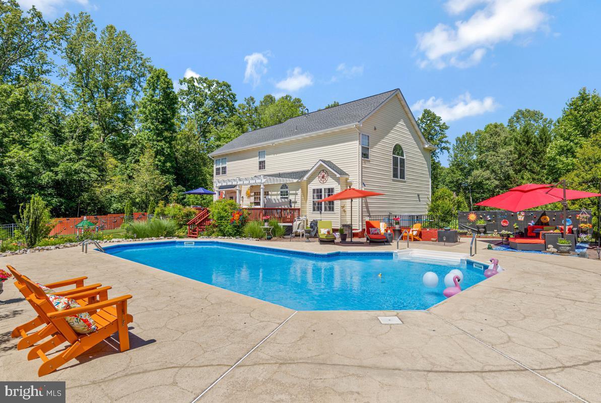 WOODY HOLLOW - Residential