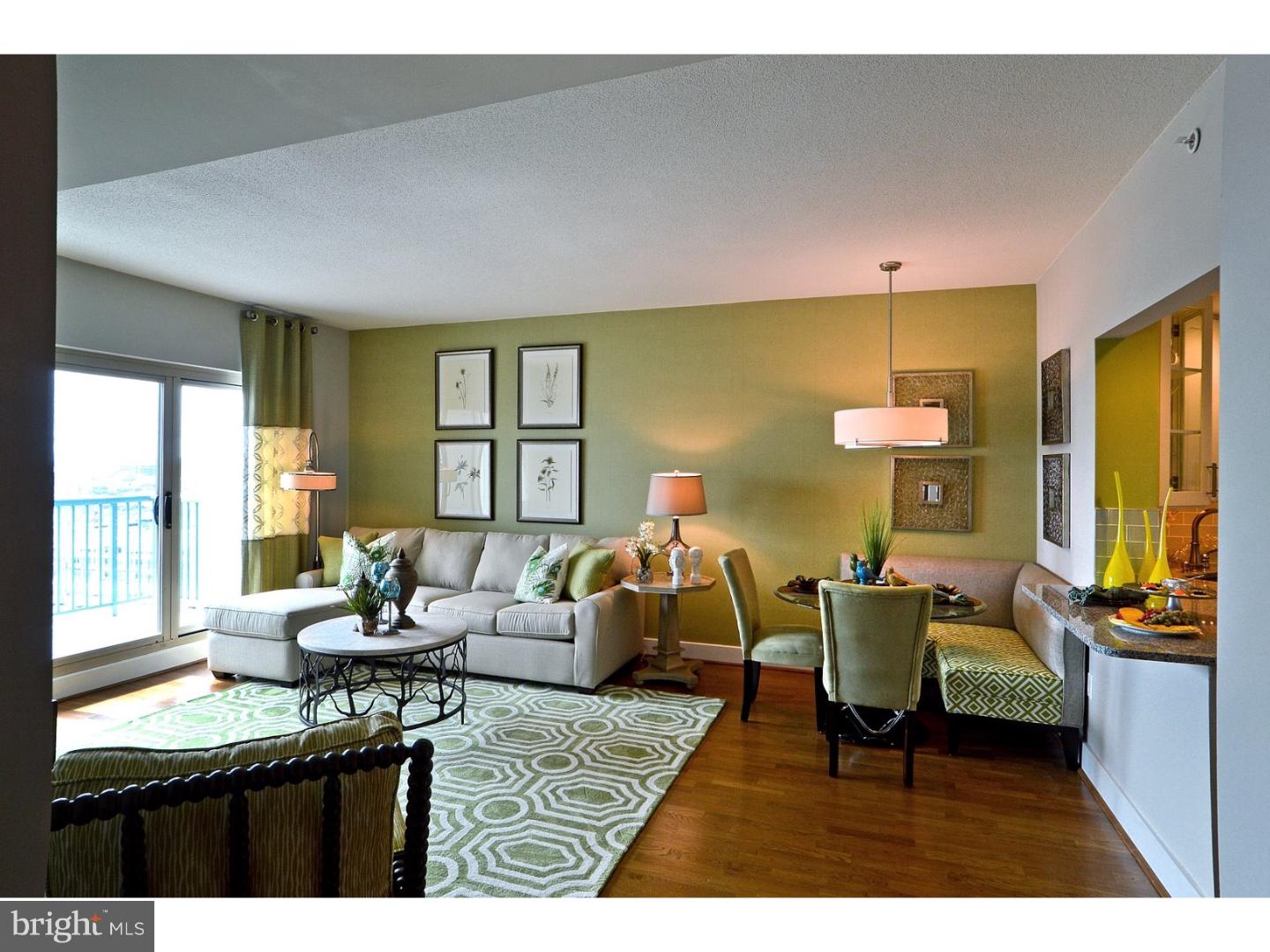 DOCKSIDE CONDOMINIUM - Residential