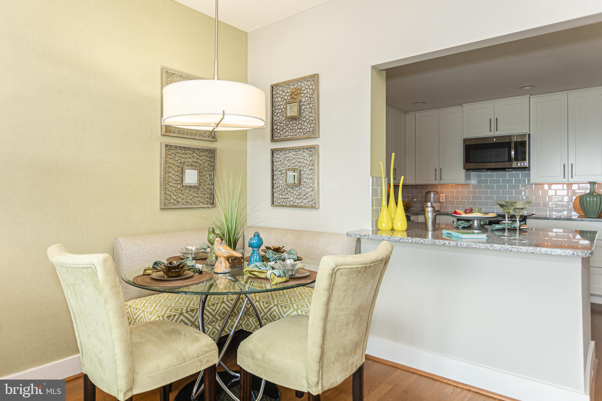 DOCKSIDE CONDOMINIUM - Residential