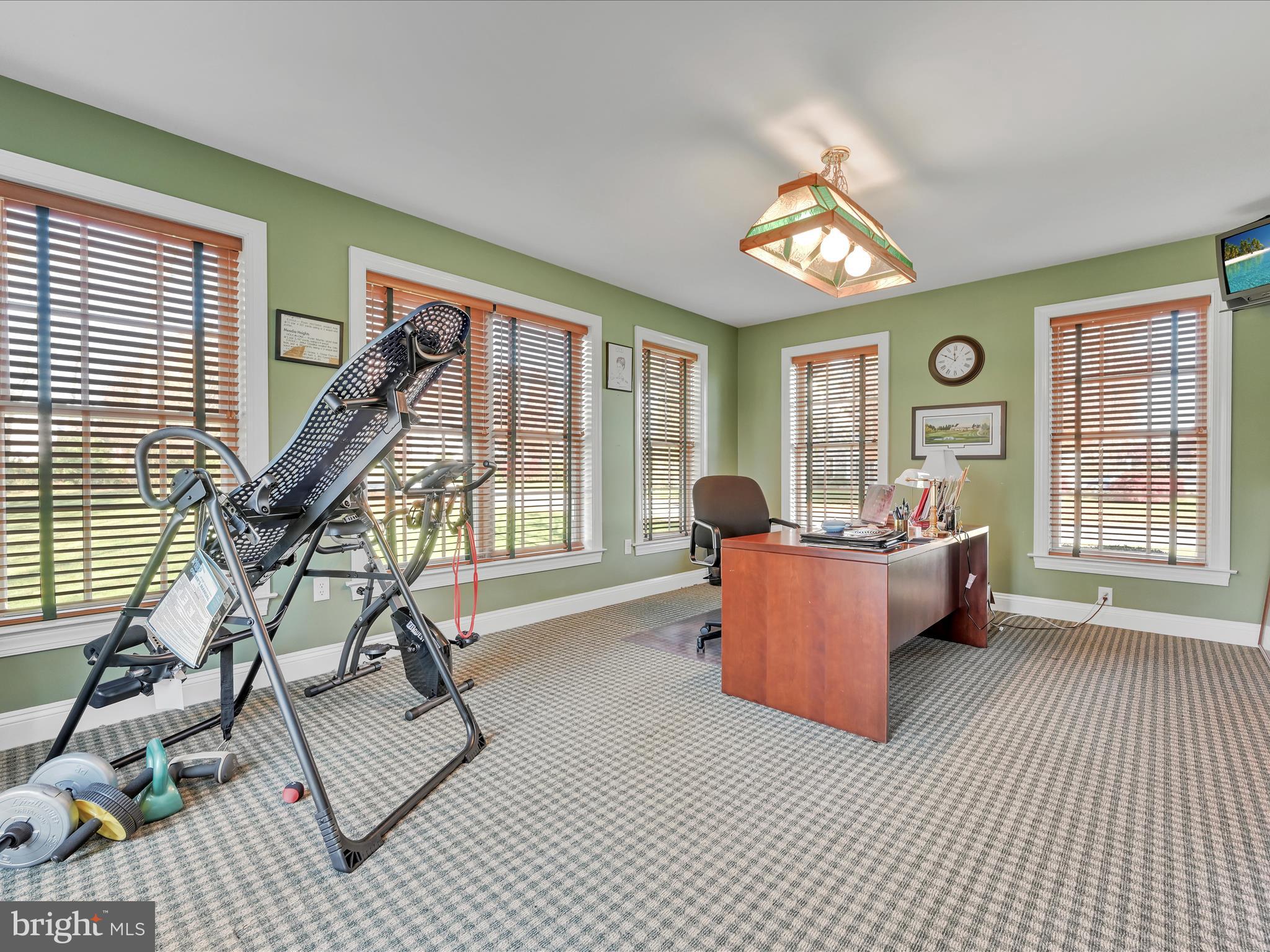 SOUTHGATE - Residential