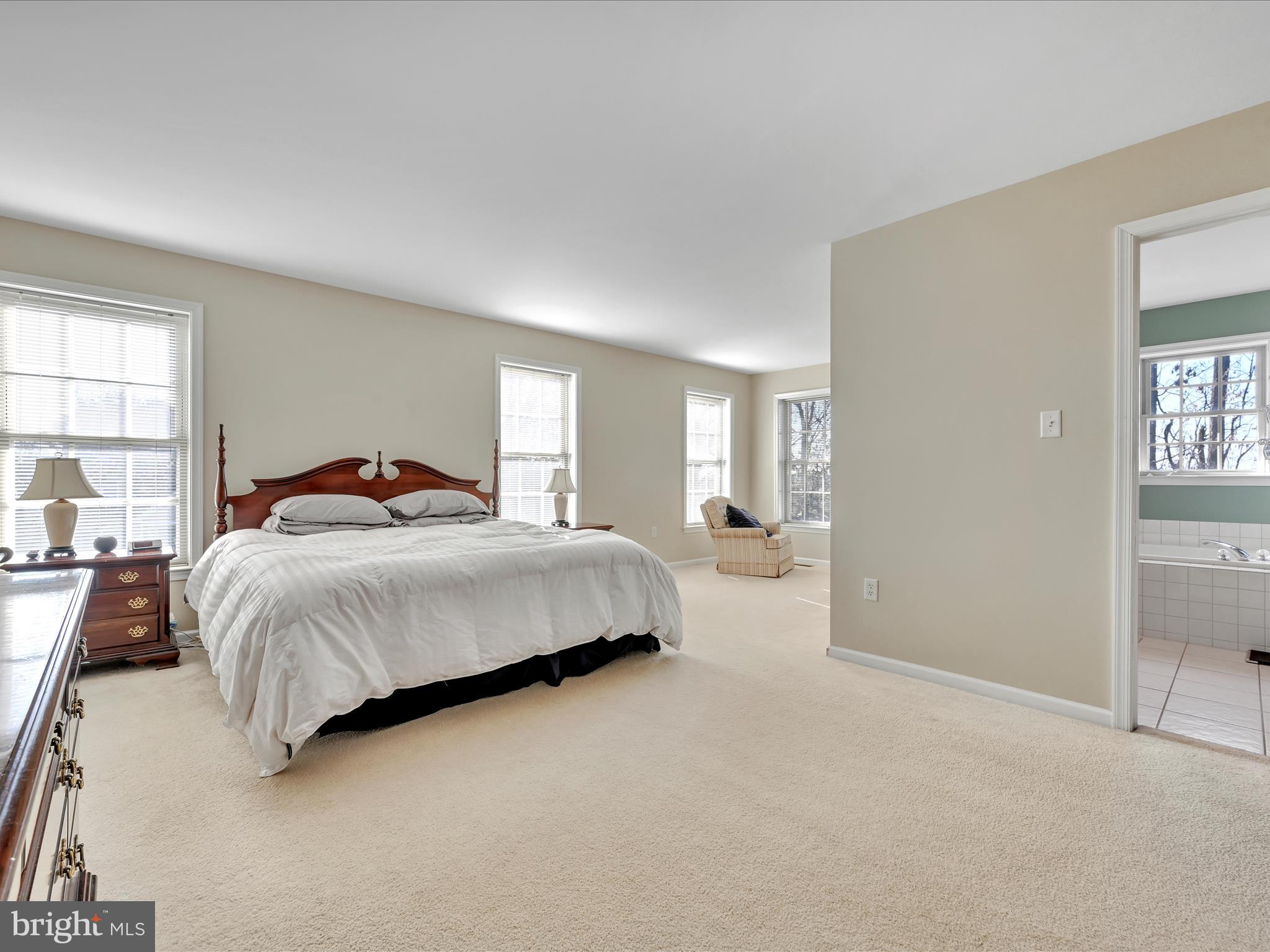 SOUTHGATE - Residential
