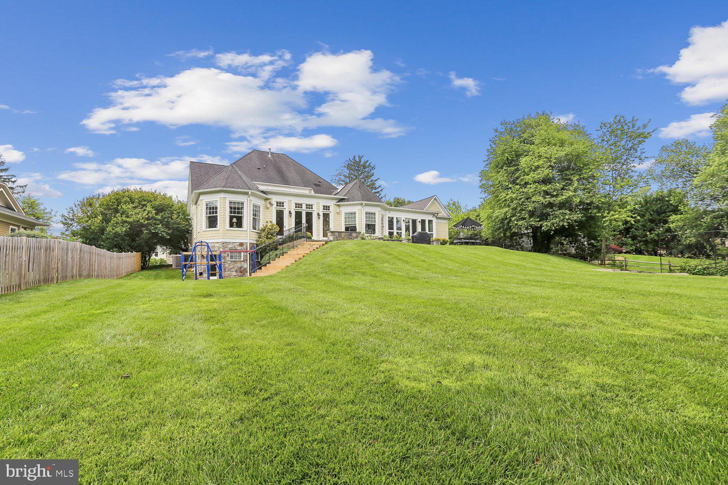 WILLERBURN ACRES - Residential