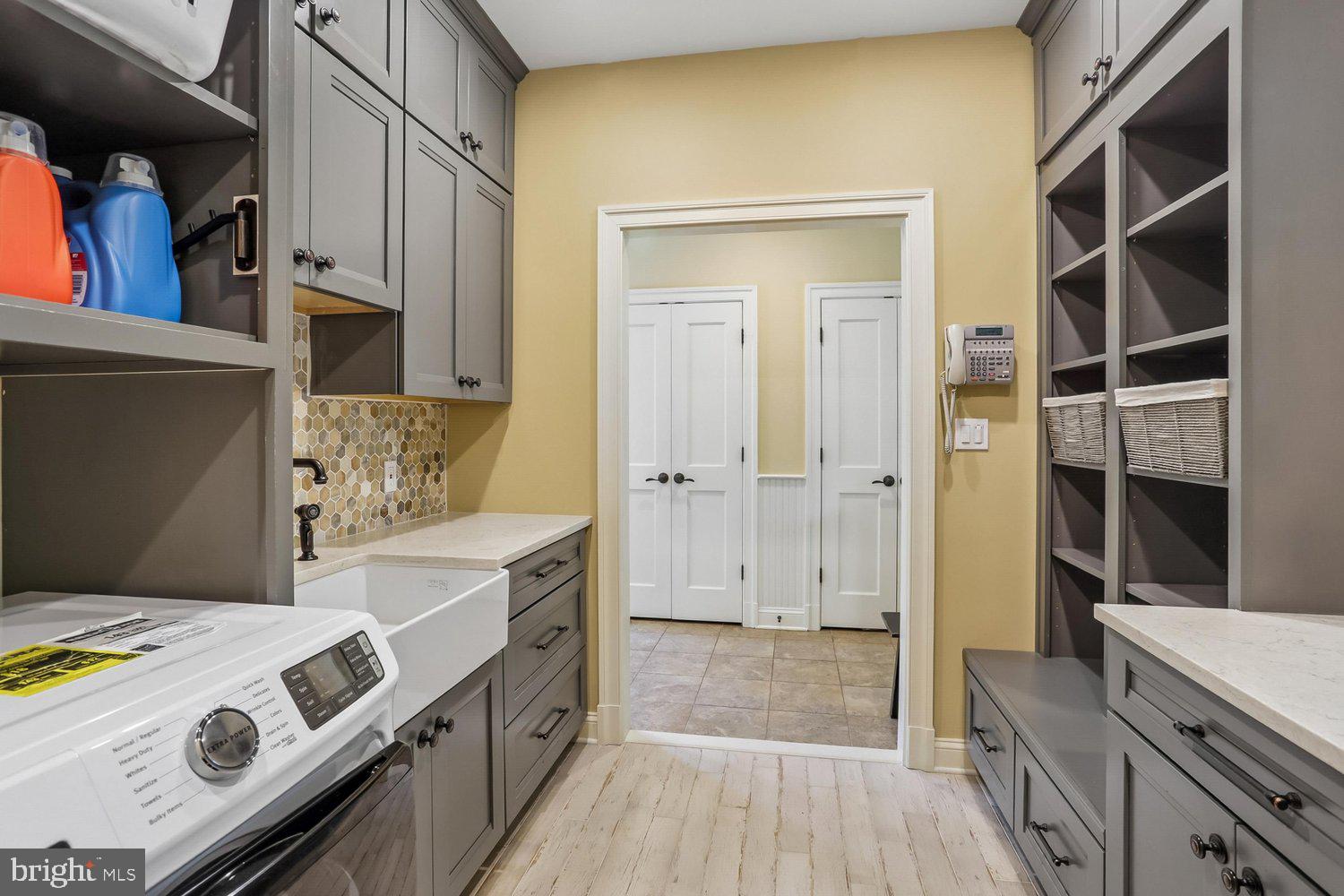 WILLERBURN ACRES - Residential