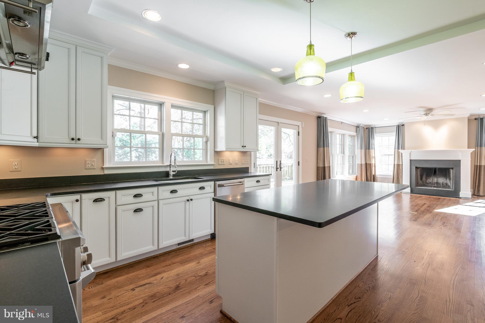 COLLEGE PARK - Residential Lease
