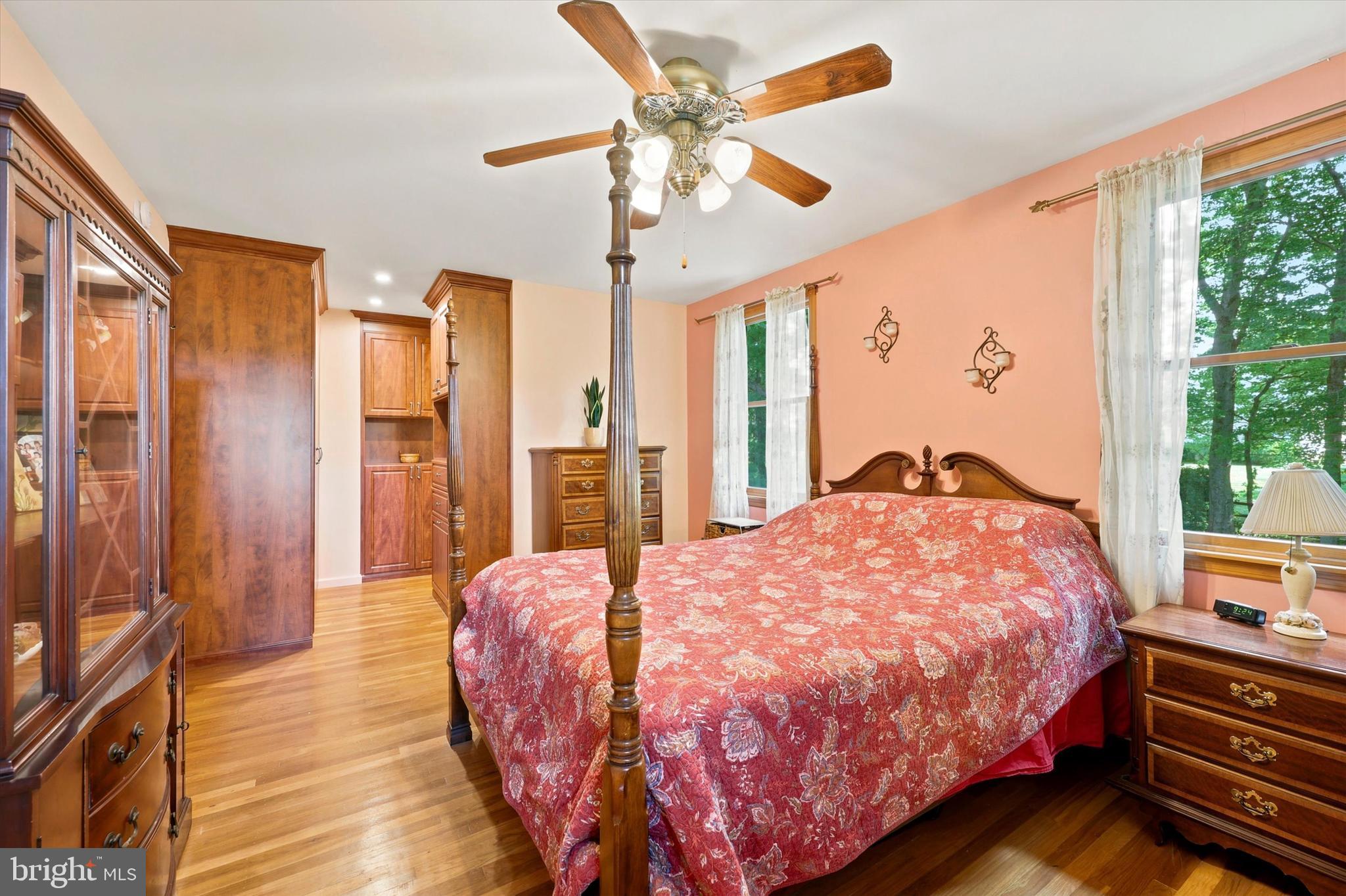 PALOMINO FARMS - Residential