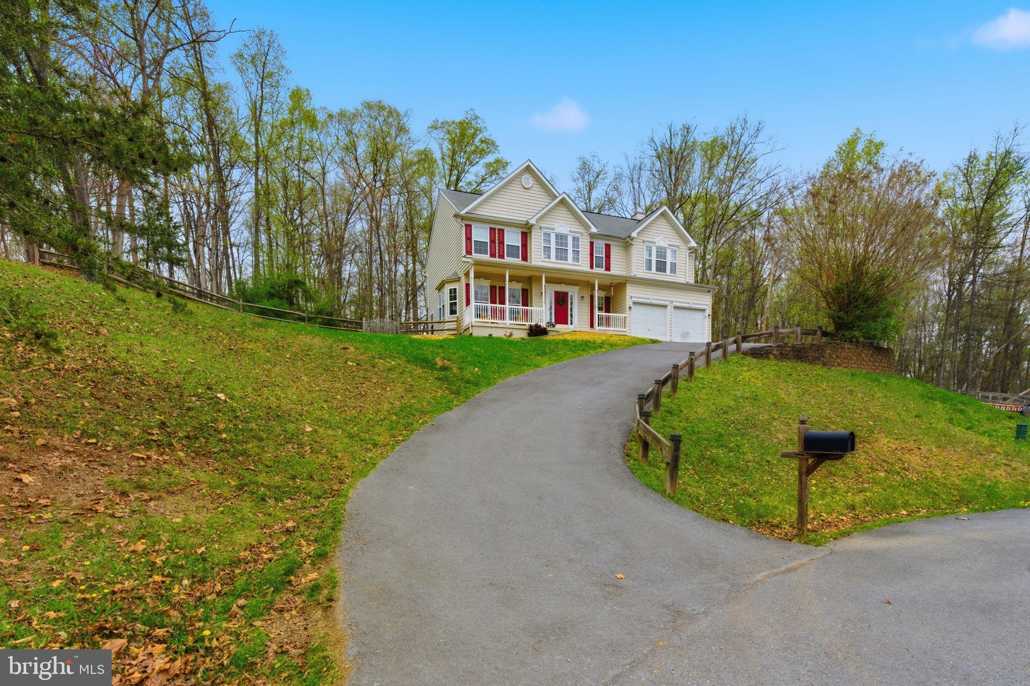 SHERWOOD FOREST - Residential