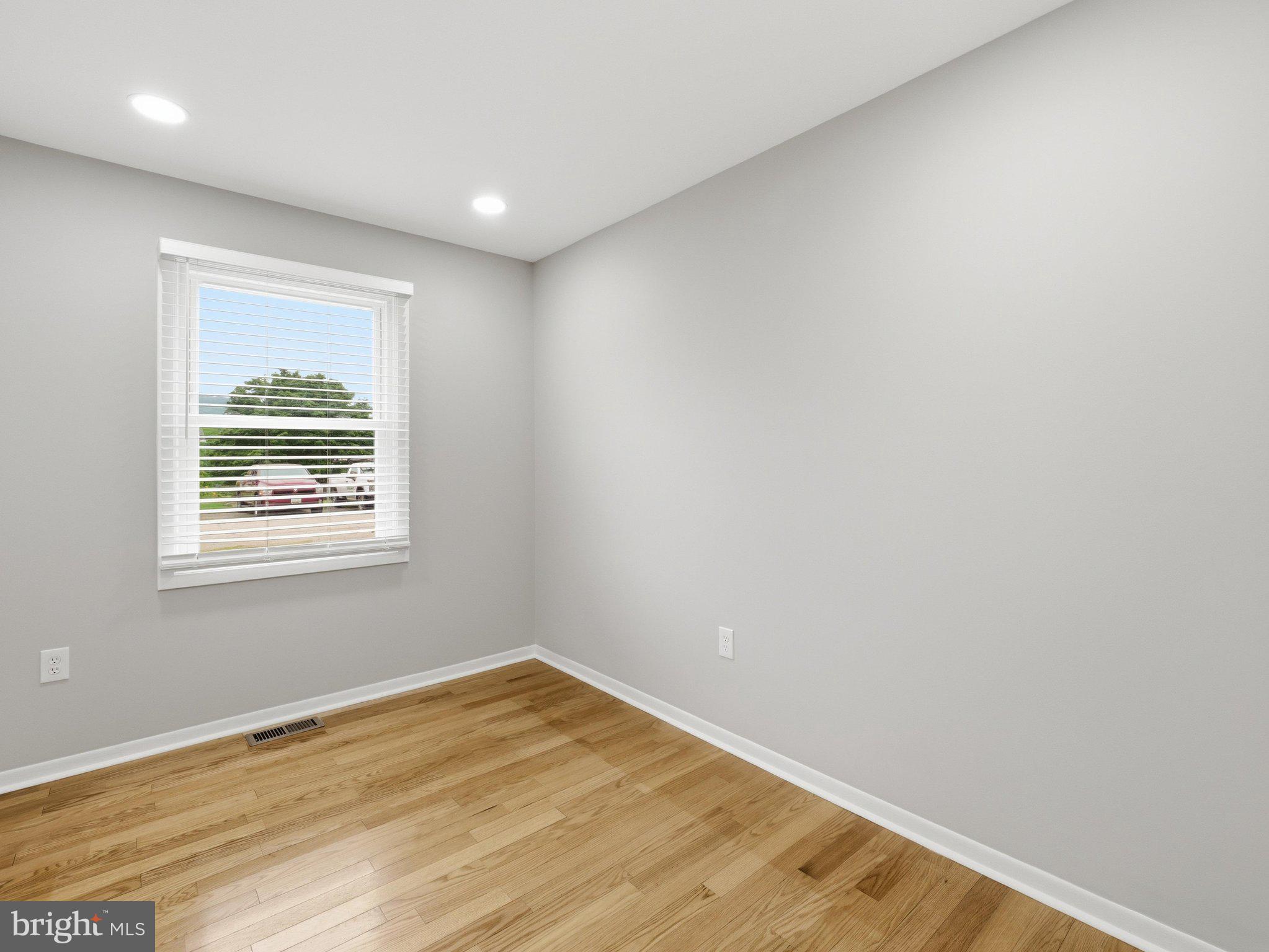 KINSEY HEIGHTS - Residential