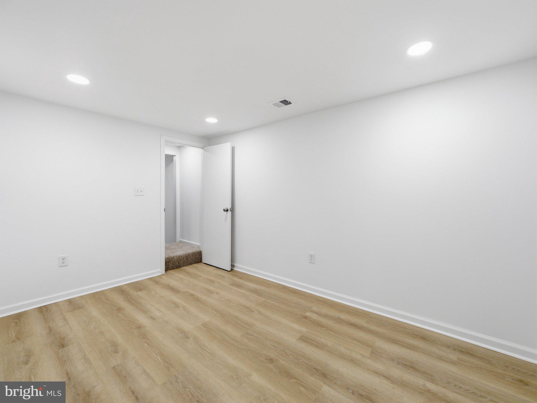 KINSEY HEIGHTS - Residential